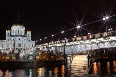 ünlü ve güzel gece görünümü Katedrali kurtarıcı İsa Mesih'in