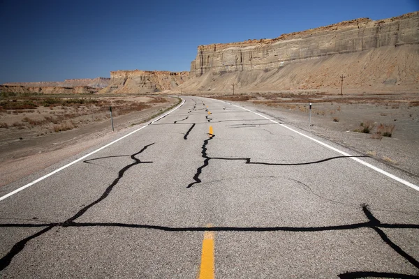 Strada negli Stati Uniti, deserto meridionale Utah — Foto Stock