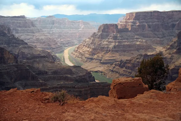 Grand canyon e rio Colorado — Fotografia de Stock