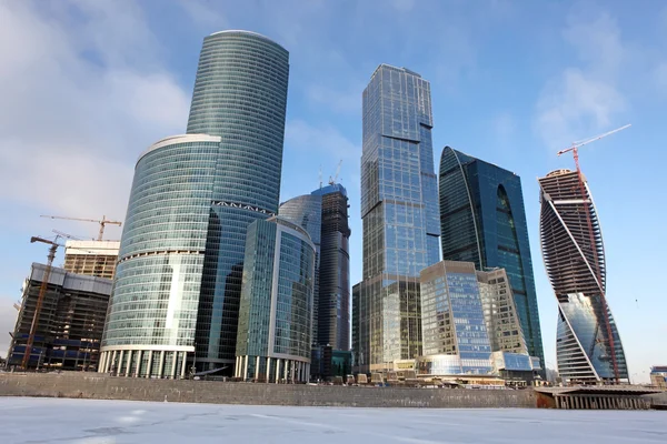 Internationale zakelijke centrum van de stad van de wolkenkrabbers — Stockfoto