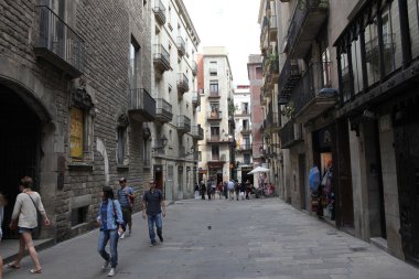 barcelona sokaklarına