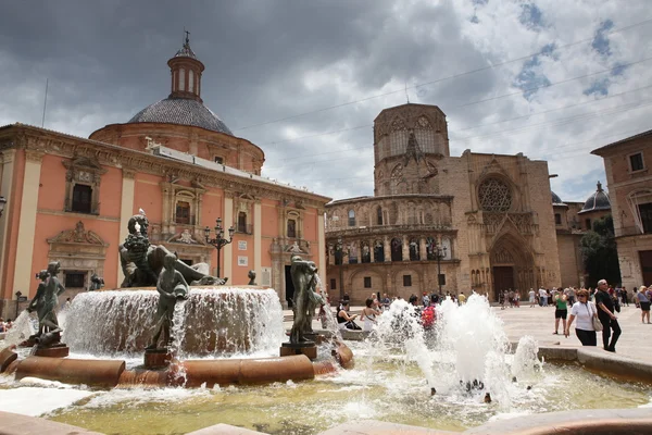 Turia fontána v plaza de la virgen valencia Španělsko — Stock fotografie