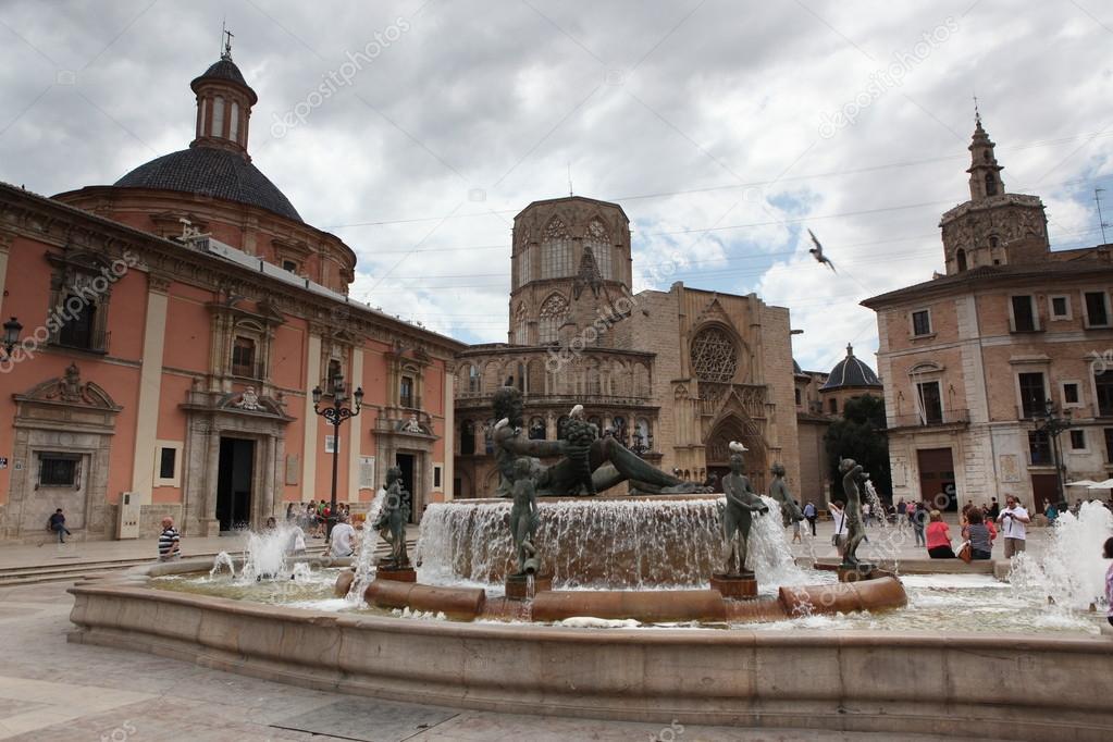 Turia Fountain In The Plaza De La Virgen Valencia Spain Stock
