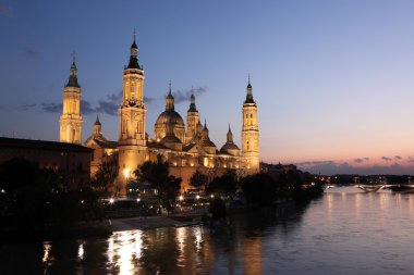 Bazilika virgen del pilar