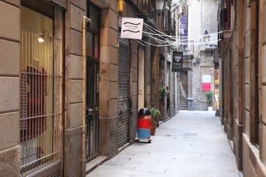 barcelona sokaklarına