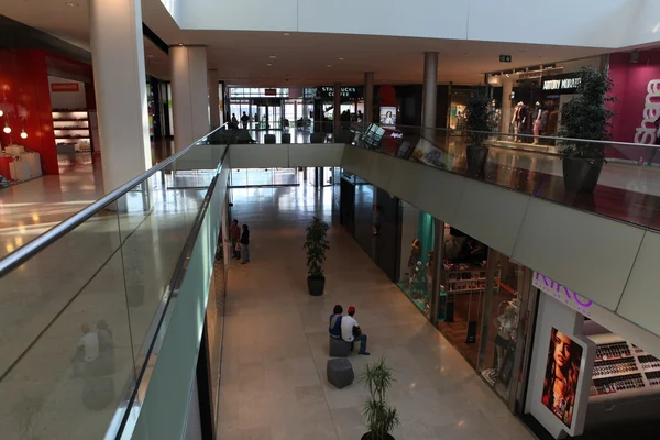 Shopping mall — Stock Photo, Image