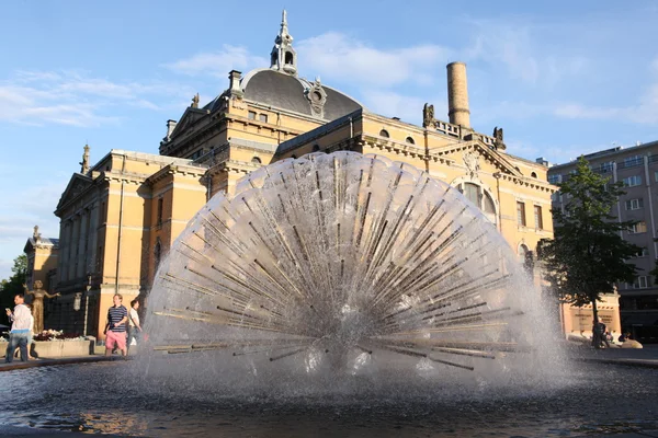 Fonte em praça pública oslo Noruega — ストック写真