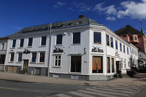 Oude huizen in trondheim, Noorwegen — Stockfoto