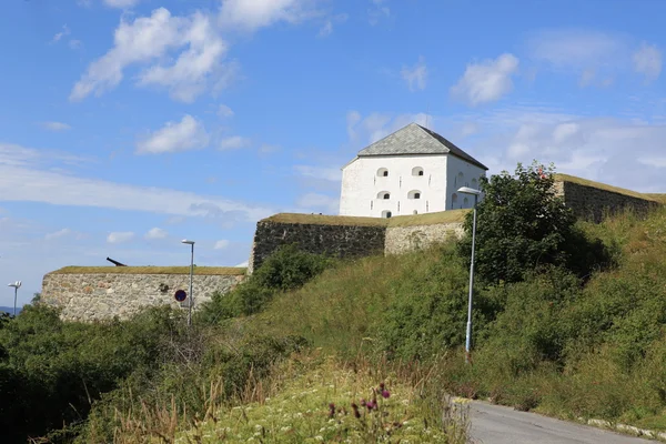 Historiska steniga fästning i trondheim, Norge — Stockfoto