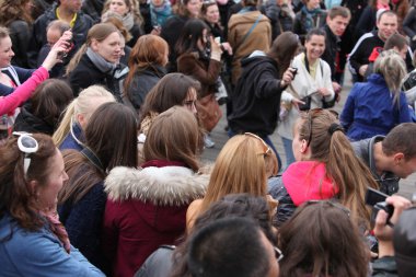 ünlü pont des arts turistlere