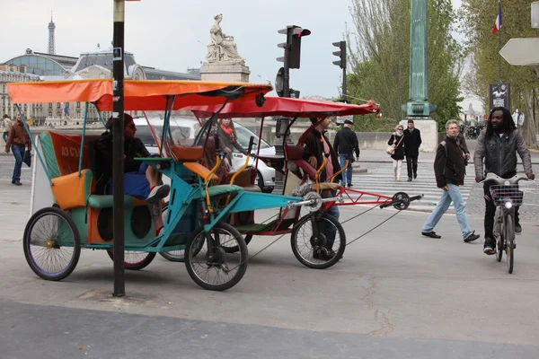 Transport drogowy w Paryżu — Zdjęcie stockowe