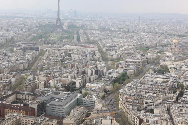 Eiffeltoren in de schemering — Stockfoto