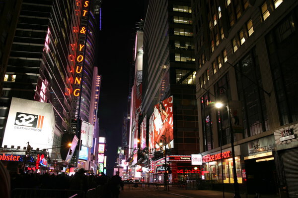 Таймс-сквер, Нью-Йорк
