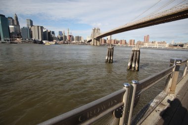 New York 'taki Brooklyn Köprüsü