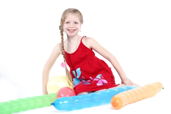 Adorable petite fille de 8 ans avec ballon à air — Photo