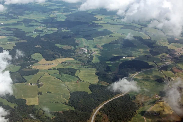 Vista aérea sobre el hermoso paisaje rural — Foto de Stock