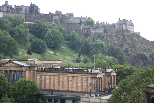 Эдинбургский замок — стоковое фото