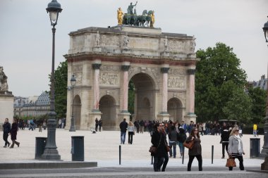 Paris 'te Zafer Takı