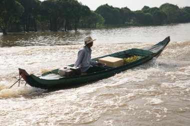 yoksulluk içinde tonle sap