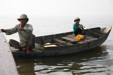 yoksulluk içinde tonle sap