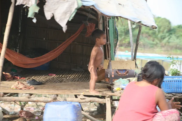 Poverty in Tonle Sap — Stock Photo, Image