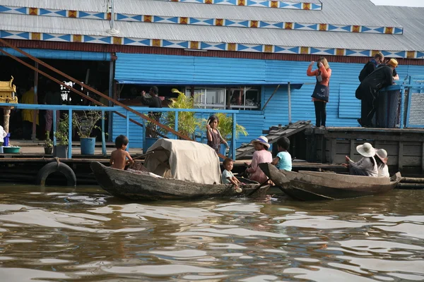 Chudoba v tonle sap — Stock fotografie