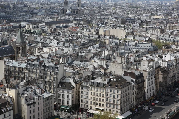 Uitzicht vanaf de top van de notre dame kathedraal — Stockfoto