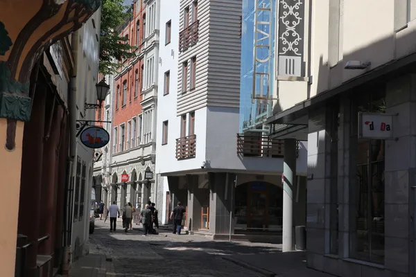 Restaurants de plein air en Lleida, Lettonie . — Photo