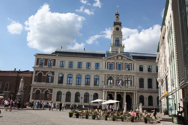 Openlucht restaurants in riga, Letland. — Stockfoto