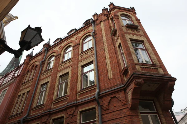 Antiguo edificio en Tallin — Foto de Stock