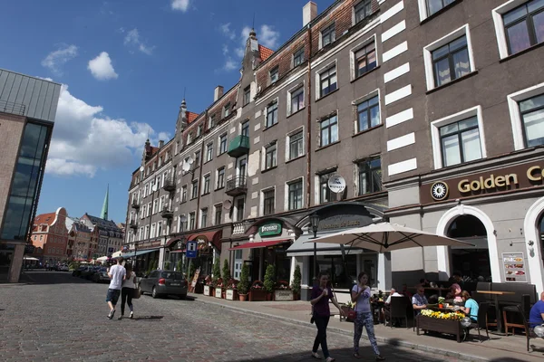 Rua de Riga, Letónia — Fotografia de Stock