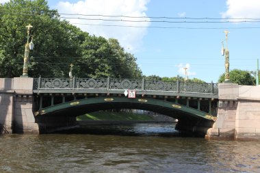 St. Petersburg'da köprü