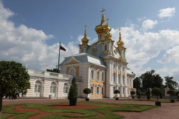 Iglesia de Peterhof Palacio —  Fotos de Stock