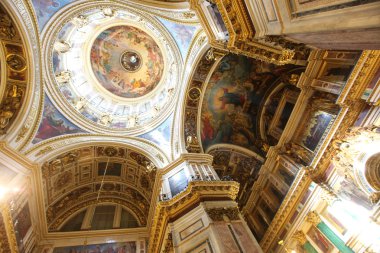 İç St. Isaac's Cathedral