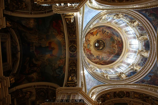 Интерьер Исаакиевского собора — стоковое фото