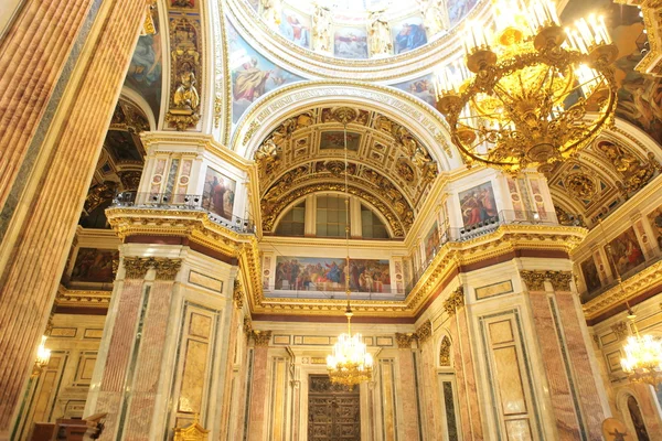 Interiér katedrály svatého Izáka — Stock fotografie