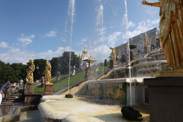 Grand cascade in Pertergof — Stock Photo, Image