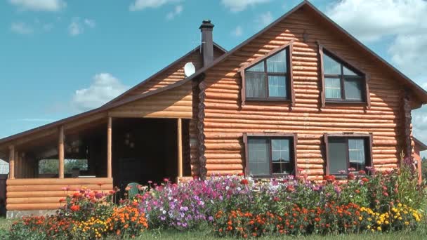 Cottage. — Stock Footage Cottage. Royalty Free Stock Video
