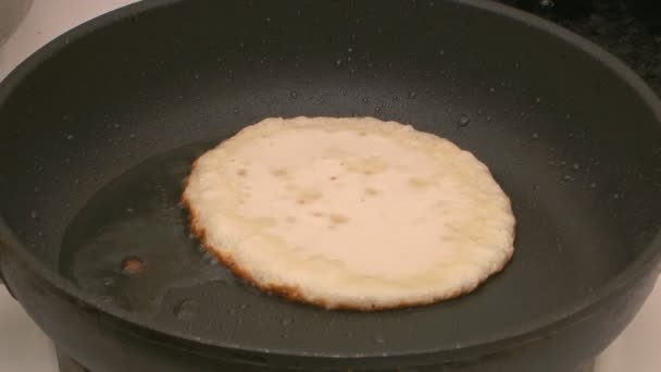 Pannkaka. — Stockvideo