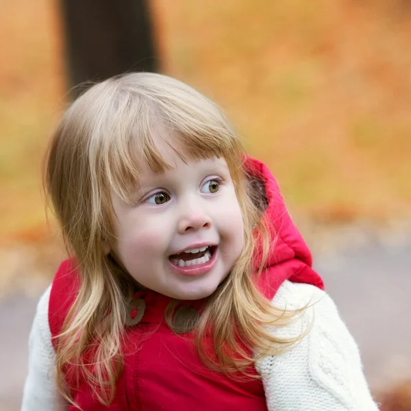 Menina bonita retrato — Fotografia de Stock