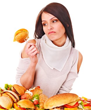 kadın holding hamburger.