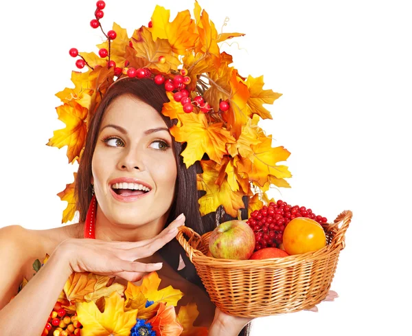 Girl holding basket with fruit. — Stock Photo, Image