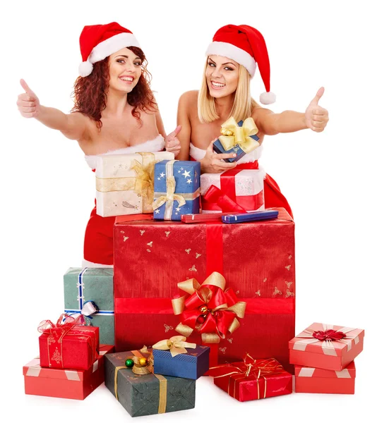Girl in Santa hat holding Christmas gift box. — Stock Photo, Image