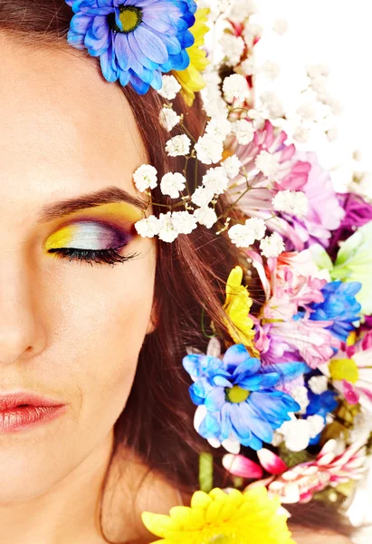 Rostro de mujer con flor . —  Fotos de Stock