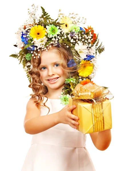 Criança com caixa de presente e flor . — Fotografia de Stock