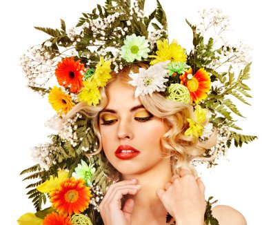 kadın ile telafi etmek ve çiçek.