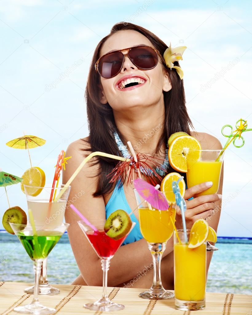 gerlporn big pusey photos older women bikini cocktail girls