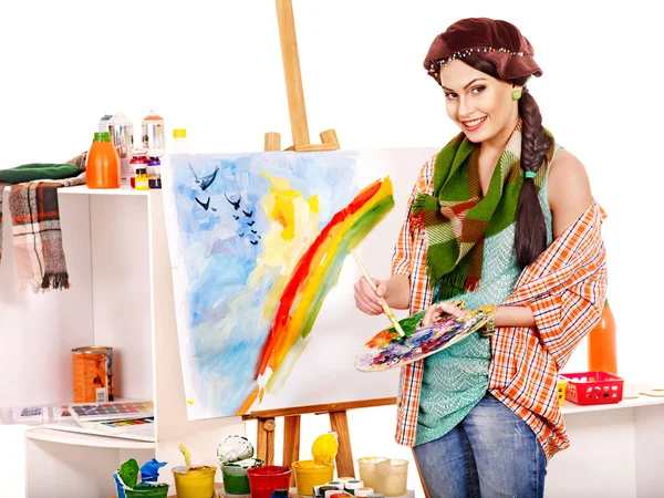 Artista donna al lavoro . — Foto Stock