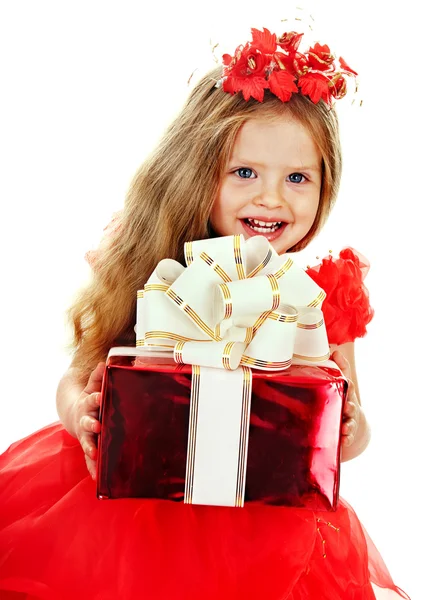 Kind met de doos van de gift op verjaardag. — Stockfoto