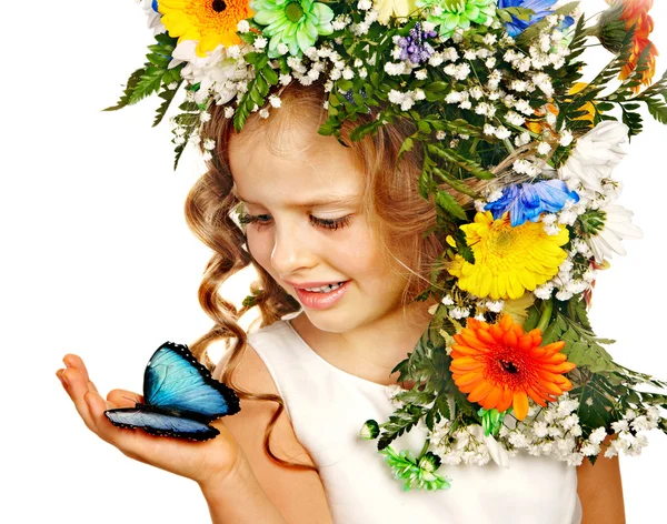 Маленькая девочка с цветочной прической . — стоковое фото